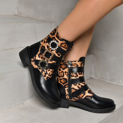 Wild and Cosy: Women's Leopard Print Slip-On Boots with Side Zipper and Non-Slip Platform