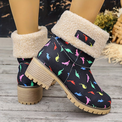 Winter Wonderland: Women's Christmas Style Snow Boots - Cozy Plush Lined Slip-On Short Boots for Thermal Outdoor Comfort