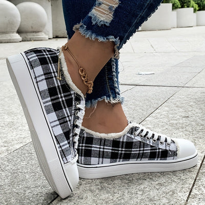 Lightweight and Stylish: Women's Plaid Canvas Sneakers with Raw Trim - Casual and Comfortable Low-Top Flat Shoes for Everyday Wear