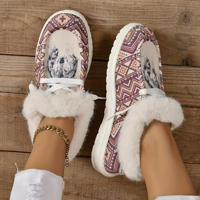 Winter Chic: Women's Fashion Snow Boots – Plush, Warm, and Comfortable Flat Shoes with Striking Wolf Patterns and Woven Uppers