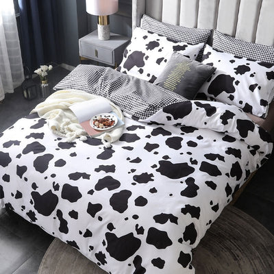 Stylish 3-Piece Black and White Printed Duvet Cover Set for Bedroom or Guest Room (1*Duvet Cover + 2*Pillowcases, Without Core)