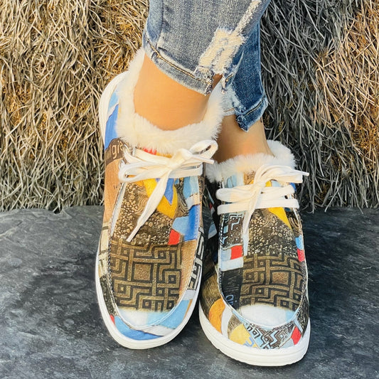 Winter Wonderland: Cozy and Stylish Women's Stitching Print Canvas Shoes