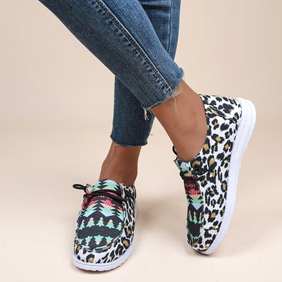 Stylish Leopard & Ethnic Print Canvas Shoes for Women - Comfortable Lace-Up Casual Sports Shoes for Low-Impact Walking