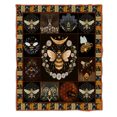 Bee-lovers can enjoy the luxuriously soft touch of the Bee Lover Blanket, featuring a vintage bee pattern. An ideal animal lover gift, this flannel throw blanket is perfect for cozy afternoons by the fireplace.