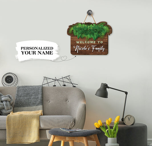 Welcome friends and family to your home with the customized Personalized Welcome Sign Natural Style. This stylish sign includes montsera leaves in a natural style, creating an inviting atmosphere for all who visit. Hang it at your entryway and make a lasting impression.