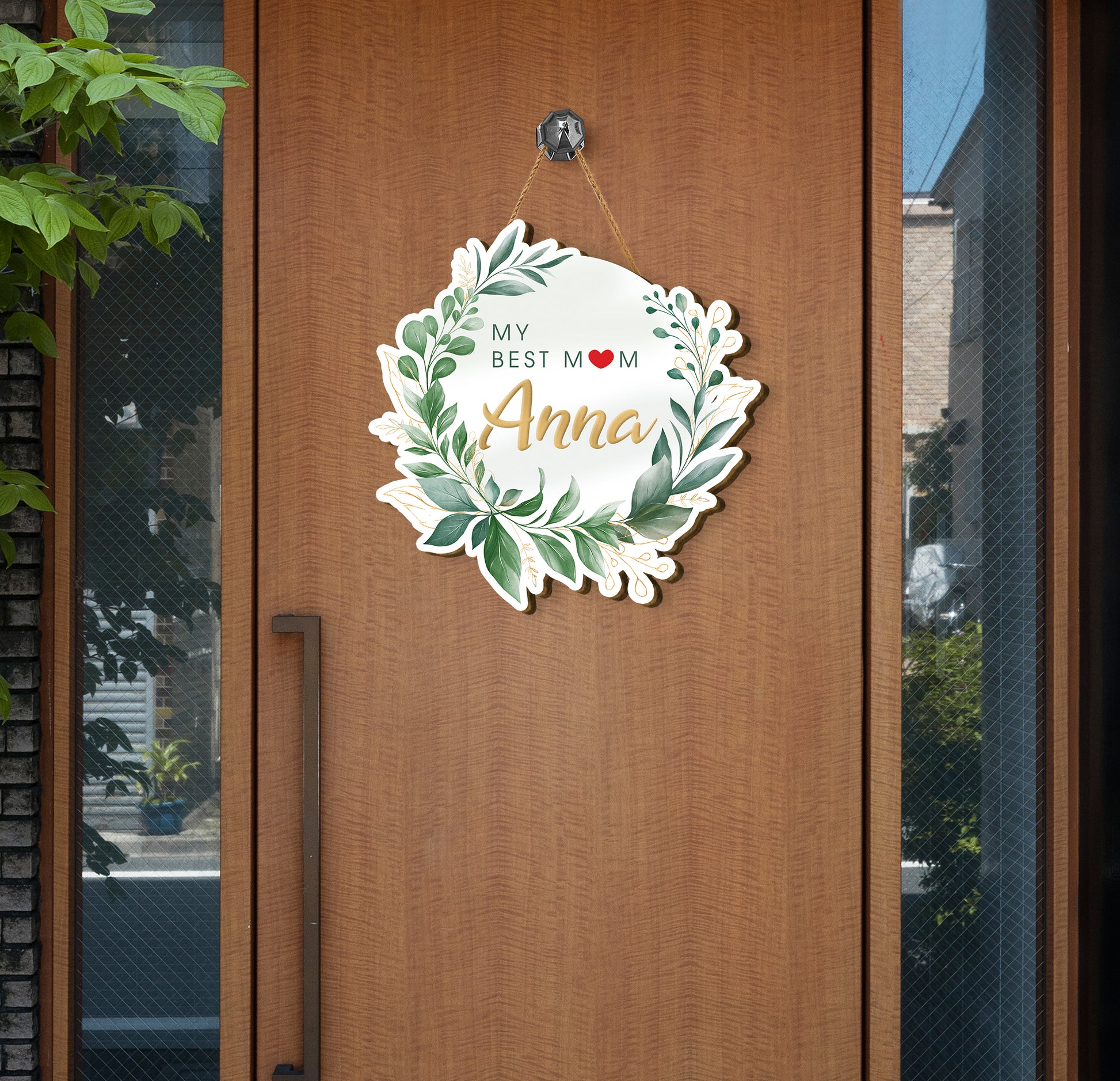 Gift your mom this Custom Best Mom Wood Sign on Mother's Day! Printed from natural wood and featuring a beautiful floral design, it's the perfect way to let her know she's the best in the world.