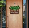 Welcome friends and family to your home with the customized Personalized Welcome Sign Natural Style. This stylish sign includes montsera leaves in a natural style, creating an inviting atmosphere for all who visit. Hang it at your entryway and make a lasting impression.