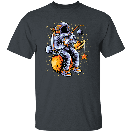 Astronaut Fishing A Star Astronaut Funny Birthday Gift Unisex T-Shirt