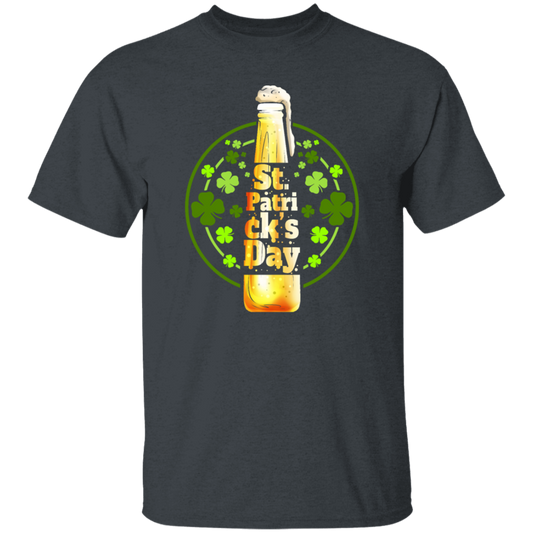 Shamrocks For St Patrick, Stylized Beer Bottles And Shamrock Gift Unisex T-Shirt