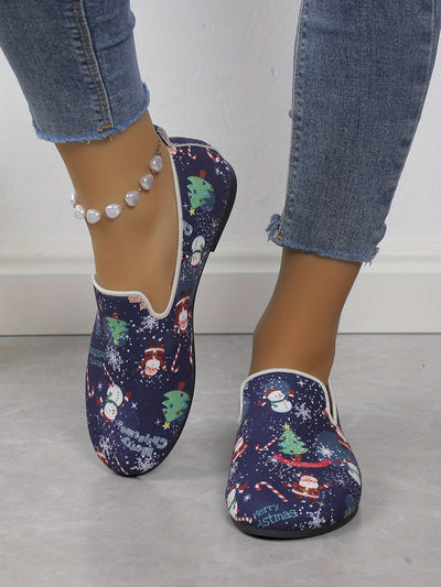 Festive Comfort: Women's Christmas Print Flat Shoes – Lightweight Slip-Ons for Casual Style