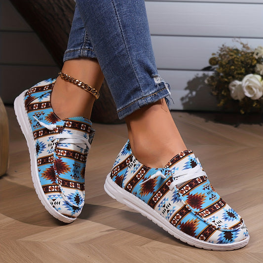 Geometric Chic: Women's Casual Canvas Shoes - Low-Top Flat Loafers with Geometric Patterns - Slip-On Sneakers for a Stylish Statement