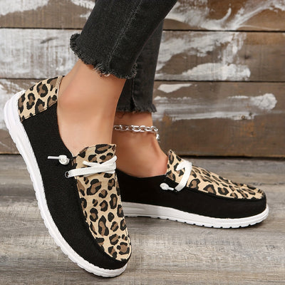Stylish Leopard Series Pattern Canvas Sneakers for Women - Comfortable Low Top Flats with Lace-Up Closure