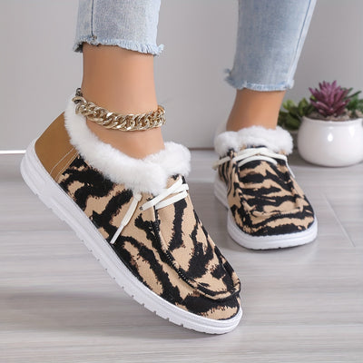 Stylish and Comfy: Women's Printed Flat Sneakers for Casual and Outdoor Wear - Lightweight, Plush-Lined, Lace-Up Low Top Shoes