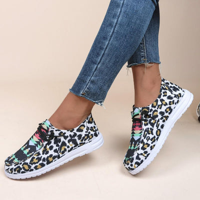 Stylish Leopard & Ethnic Print Canvas Shoes for Women - Comfortable Lace-Up Casual Sports Shoes for Low-Impact Walking