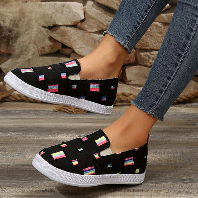 Versatile Daily Comfy Shoes: Women's Plaid Pattern Canvas Slip-Ons - Lightweight and Flat Casual Shoes