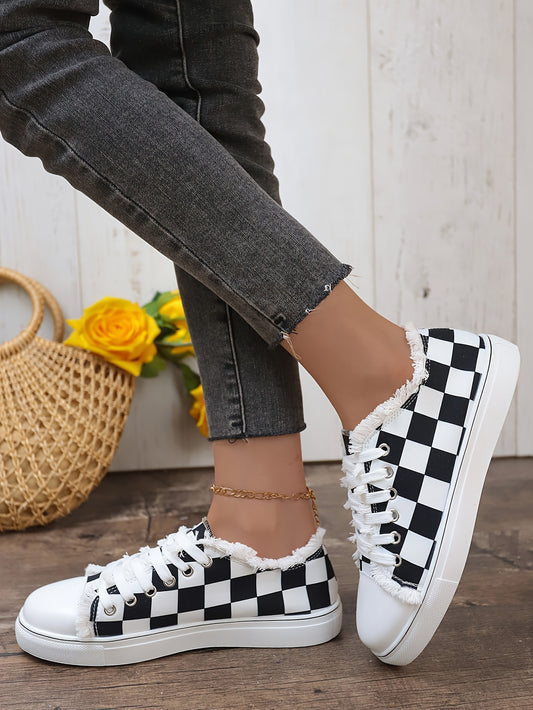 Stay comfortably stylish in these checkerboard pattern lace-up canvas shoes. Featuring a classic design and premium materials, these shoes provide optimal comfort and support for all-day wear. The fit is snug and secure for a secure and fashionable feel.