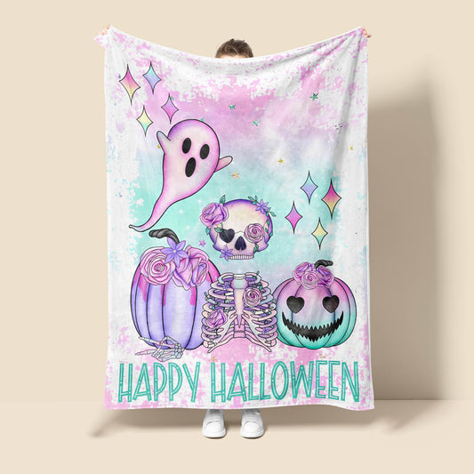 This Halloween-themed flannel blanket is perfect for gifting and decorating your home. It features colorful cartoon skull, pumpkin, and ghost prints on cozy, plush flannel fabric. Wrap up in warmth and enjoy spooky season in style.