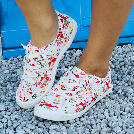 Look your best this Christmas with our Fun and Festive Women's Cartoon Santa Claus Slip-On Shoes. These comfy, lightweight flats feature a classic Santa Claus design and are sure to make you feel festive. Show your holiday spirit today!
