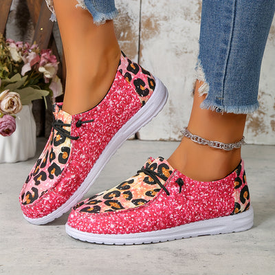 Stylish and Comfortable Women's Leopard Print Canvas Shoes: Lightweight Lace-Up Low-Top Sneakers for Casual Outdoor Fashion