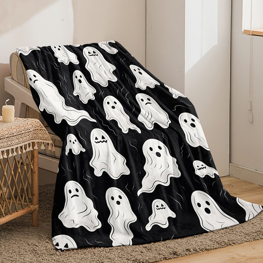 Cozy Halloween Ghost Pattern Flannel Blanket: The Perfect Gift for All Ages and Seasons