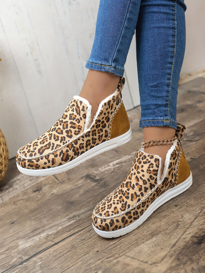 Cozy and Stylish: Women's Leopard Print Fuzzy Slip-On Shoes - Perfect for Winter