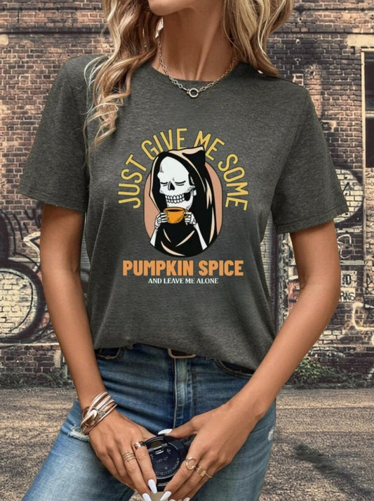 Spooky Chic: Halloween Skull Letter Print T-Shirt - A Must-Have Casual Crew Neck Short Sleeve T-Shirt for Women's Clothing