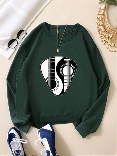 Comfy Plus-Size Casual Sweatshirt: Stylish Graphic Print, Fleece-Lined, Long Sleeve and Round Neck